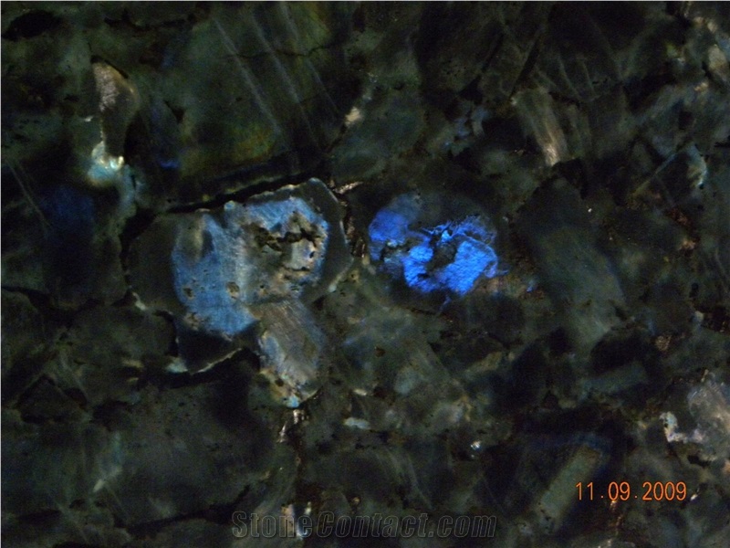 Labradorite Blue Granite Slabs