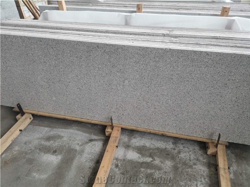 New G636 Cheap Pink Color Granite Slabs/Tiles
