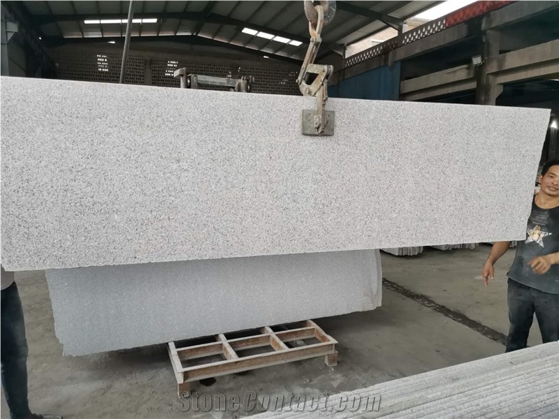 New G636 Cheap Pink Color Granite Slabs/Tiles