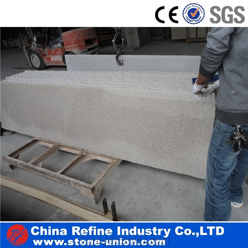Polished G681 Natural Stone Granite Slabs/Tiles