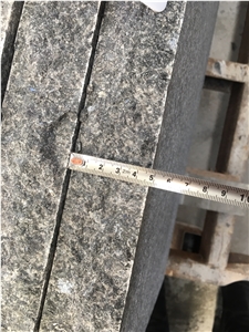 G684 Black Granite Rockcut Natural Split Step Stair