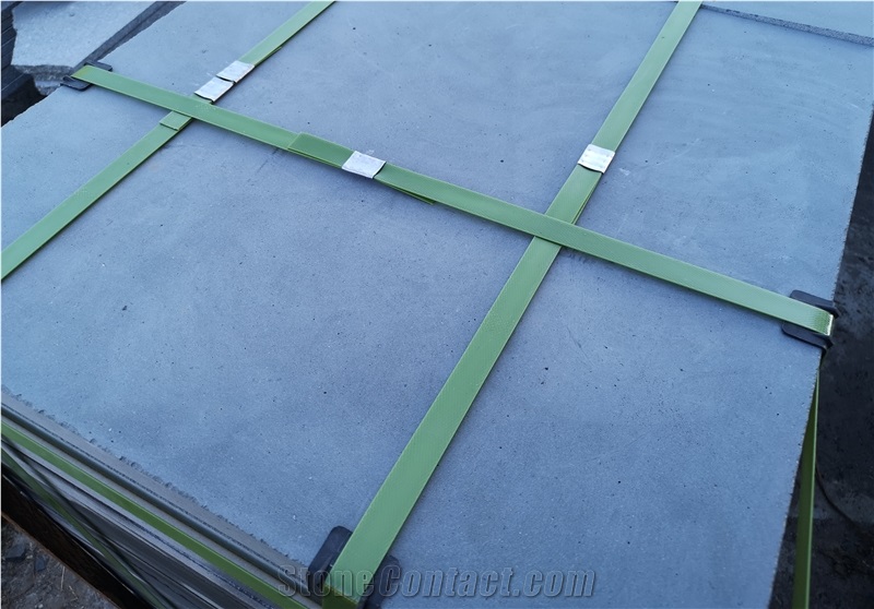 China Yunnan Blue Stone Tile and Slabs