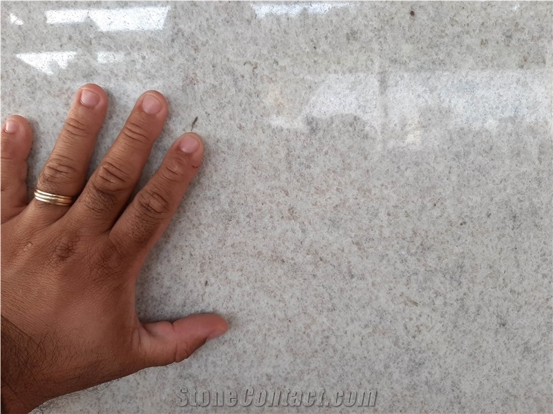 Itaunas Fantasy Granite Slabs