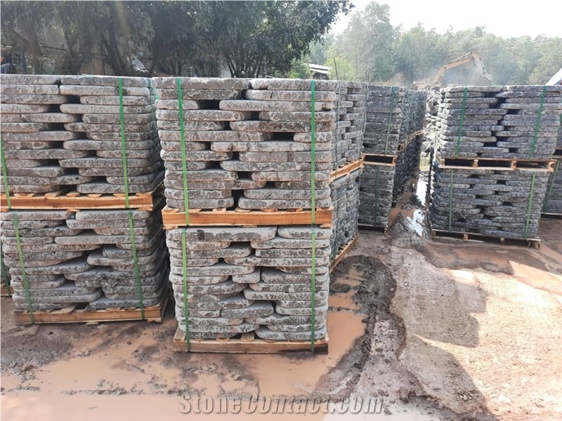 Basalt Lava Tumbled Irregular Step Stone 50t