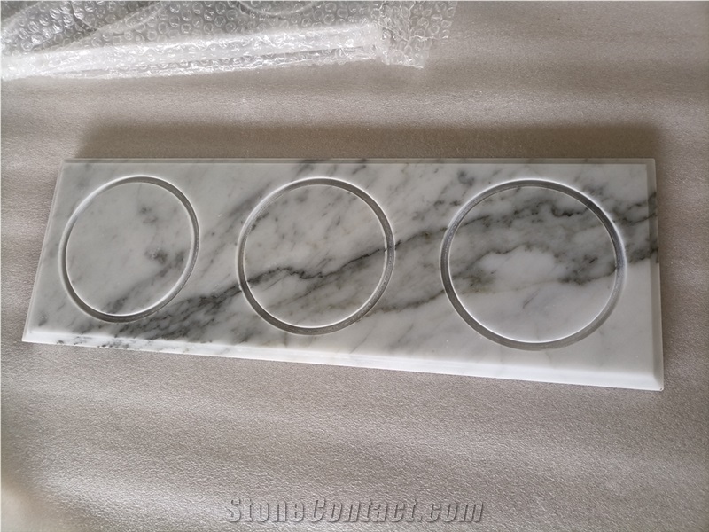 Decorative Candle Plate in Arabescato White Marble