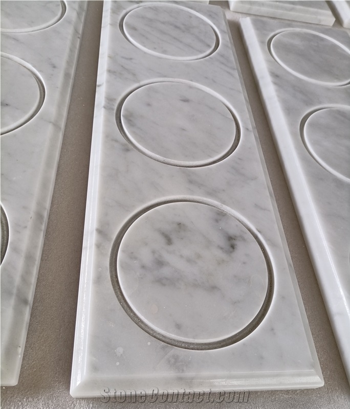 Decorative Candle Plate in Arabescato White Marble