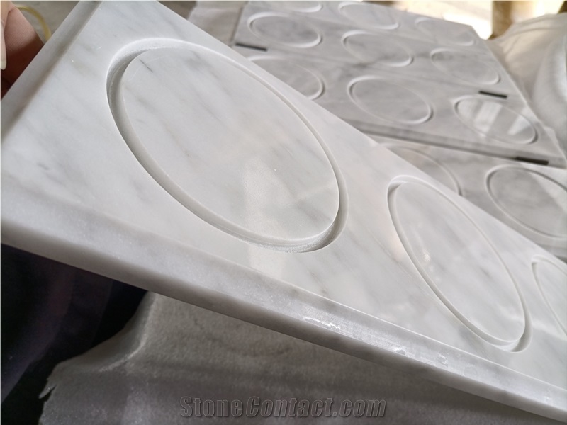 Decorative Candle Plate in Arabescato White Marble