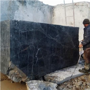 Black Luna Marble Blocks