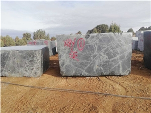 Black Luna Marble Blocks