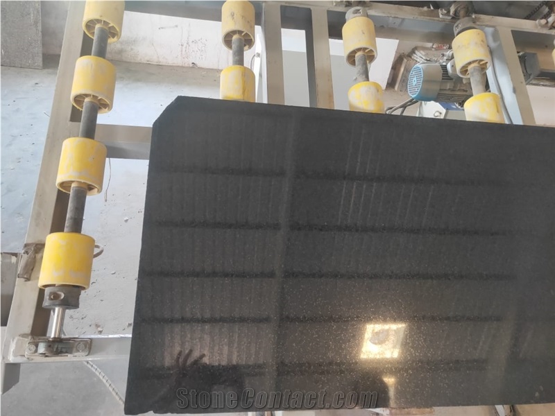 India Black Granite Slabs
