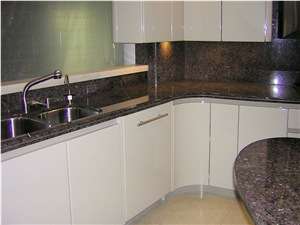 Labrador Antique Granite Kitchen Countertop