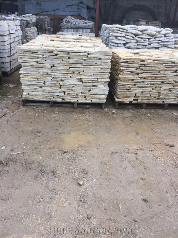 Natural Yellow Sandstone Irregular Flagstone for Walling, Paving
