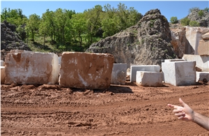 Adiyaman Emperador Marble Blocks