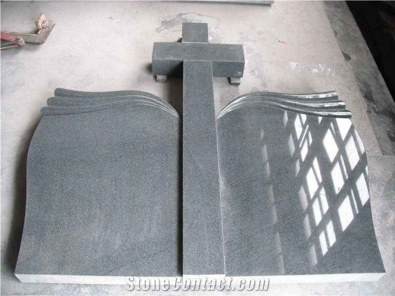 G654 Romania Tombstone Monument and Gravestone