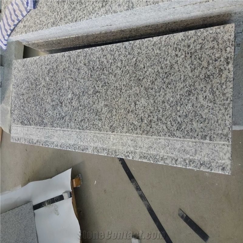G602 Gray Granite Steps