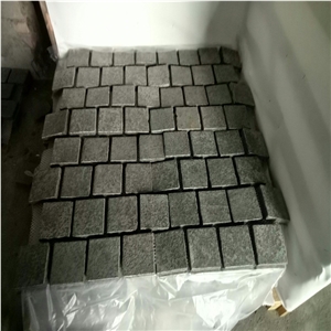 G684 Black Granite for Cobblestone on Mesh