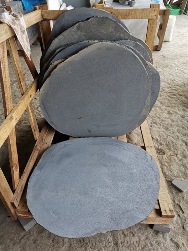 Hainan Black Basalt Landscape Stepper Stone