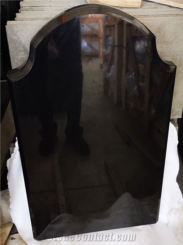 New Mongolia Black Granite Upright Monuments