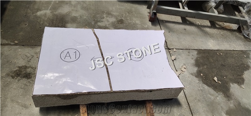 Rusty Gold Granite G682 for Flooring Tile