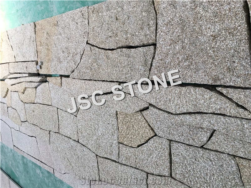 Rusty Gold Granite G682 for Flooring Tile
