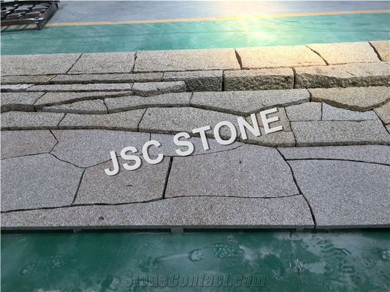 Rusty Gold Granite G682 for Flooring Tile
