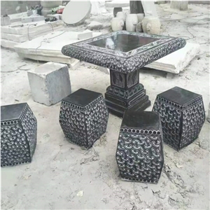 Black Marble Table and Chairs for Outdeer