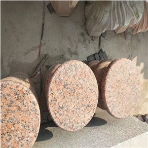 Maple Red Granite Round Stone Table and Chairs