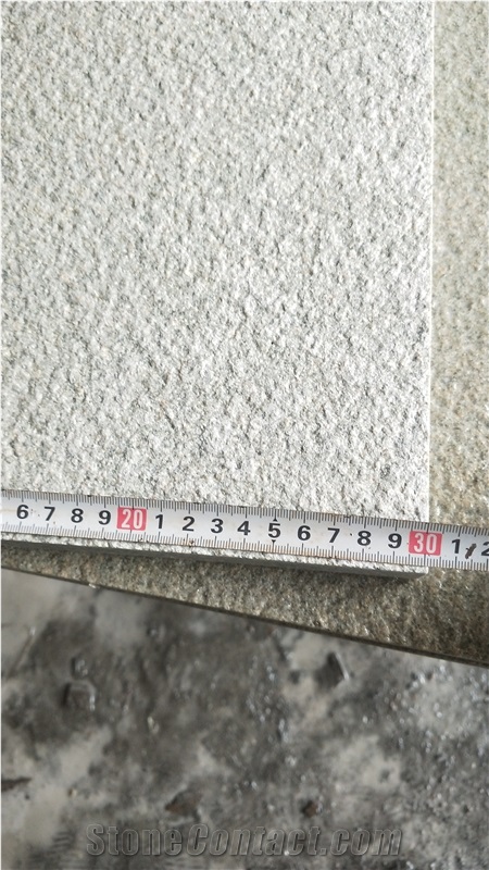 Bush Hammered Finish Barry Granite Size Tile