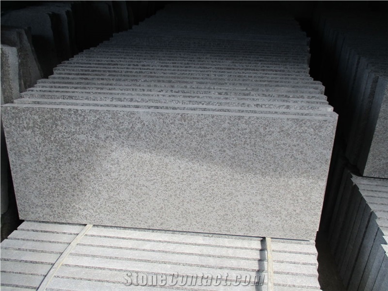 Flamed 3cm / 2cm G684 Granite Cubes