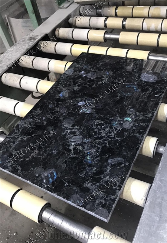 Labradorite Oliva Granite Slabs & Tiles