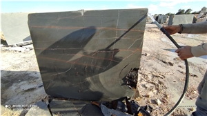 Black Aziza-Sahara Noir-Noir Aziza Marble Blocks