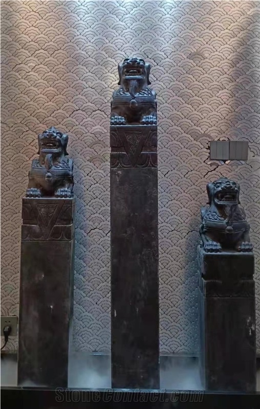 Antique Column Capitals Hotel Decorated Pilasters