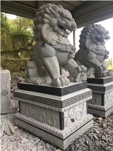 G654 Black Granite Lion Sculpture Temple Garden
