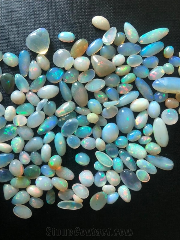 Gemsotnes, Natural Mineral, Opal
