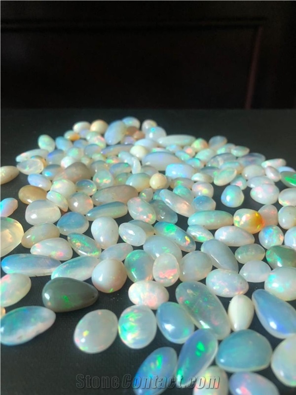 Gemsotnes, Natural Mineral, Opal