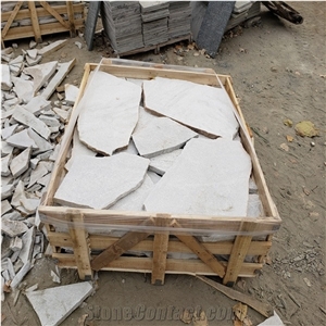 White Irregular Quartzite Feature Walls，Dry Stacked Stone