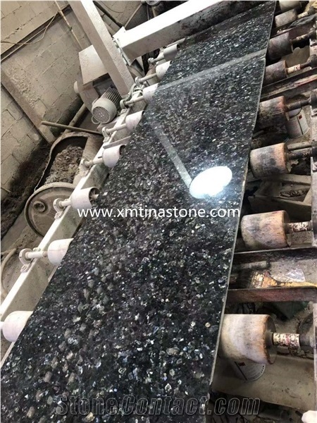 Emerald Green Pearl Shiny Star Granite Slabs Tiles