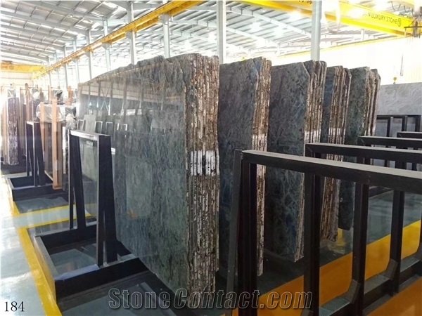 Blue Emerald Granite for Luxury Countertops Walling Backgrounds