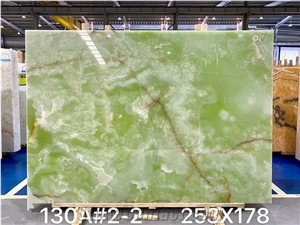 Boragh Green Onyx for Wall Cladding