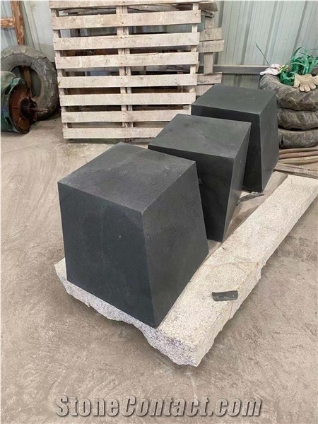 Hole Basalt Walling Panel Tiles, Building Stone