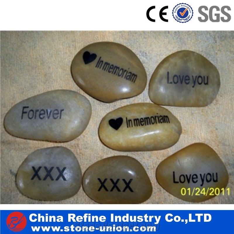 Beige Pebbles Polished Aggregates, River Pebbles
