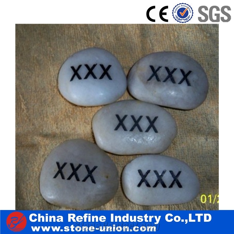 Beige Pebbles Polished Aggregates, River Pebbles