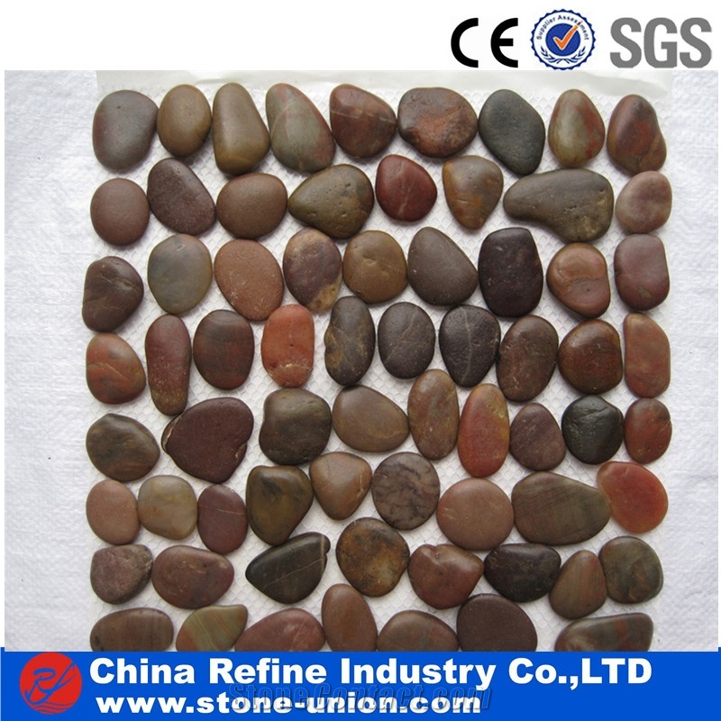 China Multi Color Polished Pebble Stone on Mesh
