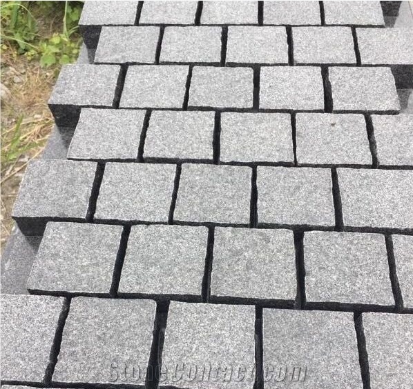 G654 Dark Grey Granite Cobblestone Cubes