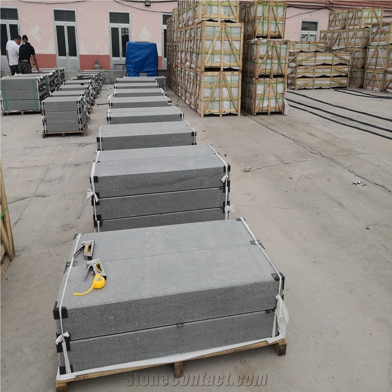 Grey Granite Kerbstone Curbstone Road Stone