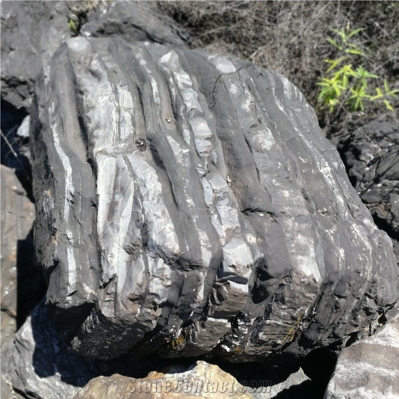 Landscaping River Rock Boulder