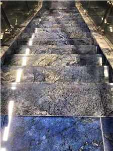 Brazil Sapphire Quartzite Blue Honed Stair Treads