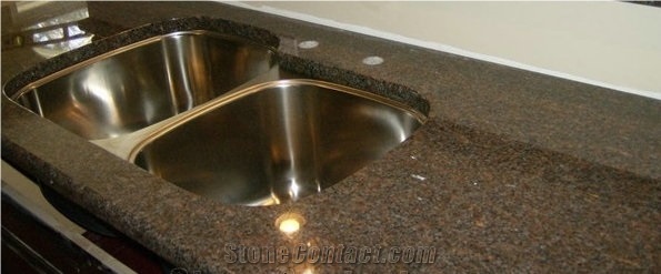 Dakota Mahogany Granite Slab Tile