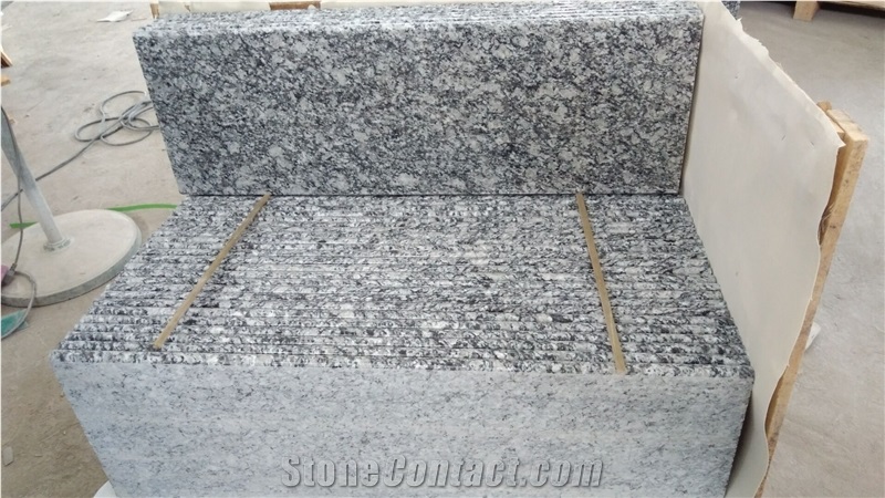 Spray White Granite Polished Sea Wave Slab