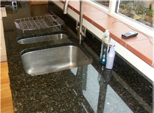 Verde Ubatuba Granite Slab Tile
